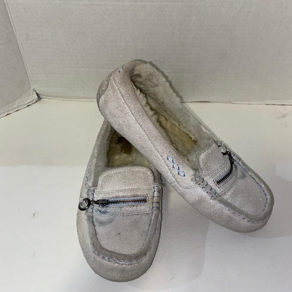Ansley Charm UGG Moccasin Slippers Sz 7 - Picture 6 of 13
